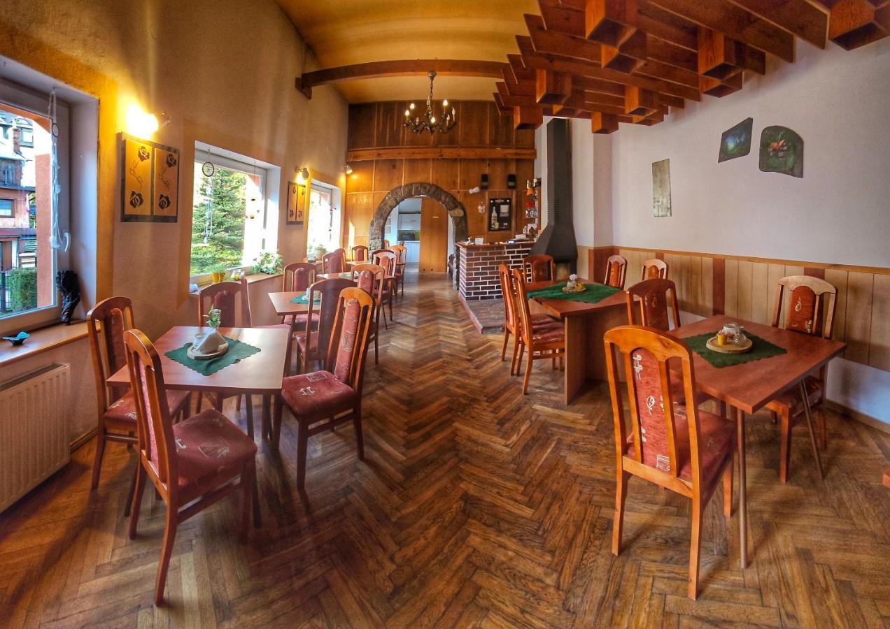 Bed and Breakfast Willa Mona Шклярска-Поремба Экстерьер фото